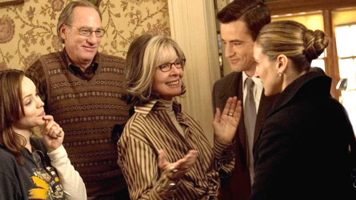 кадр из фильма "Привет семье"