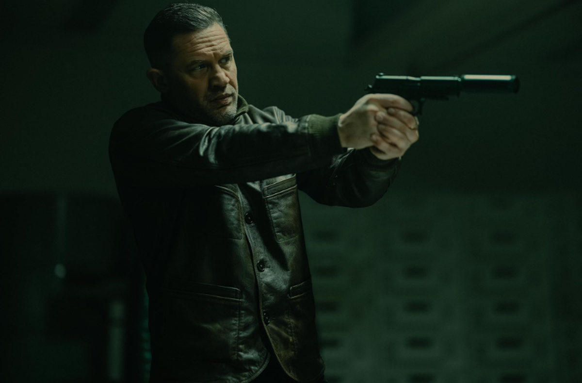 кадр из сериала "Гангстерленд"