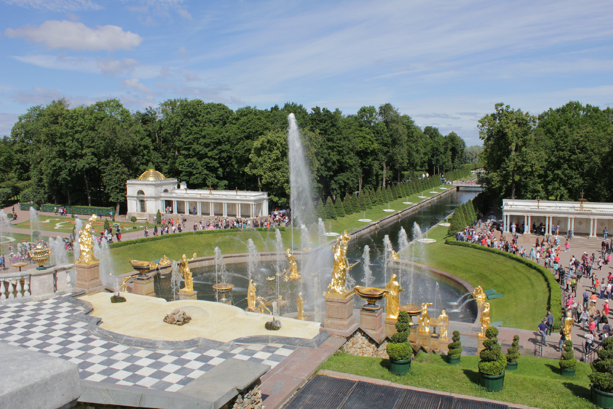 Петергоф. Вид на Нижний парк. Фото автора. 