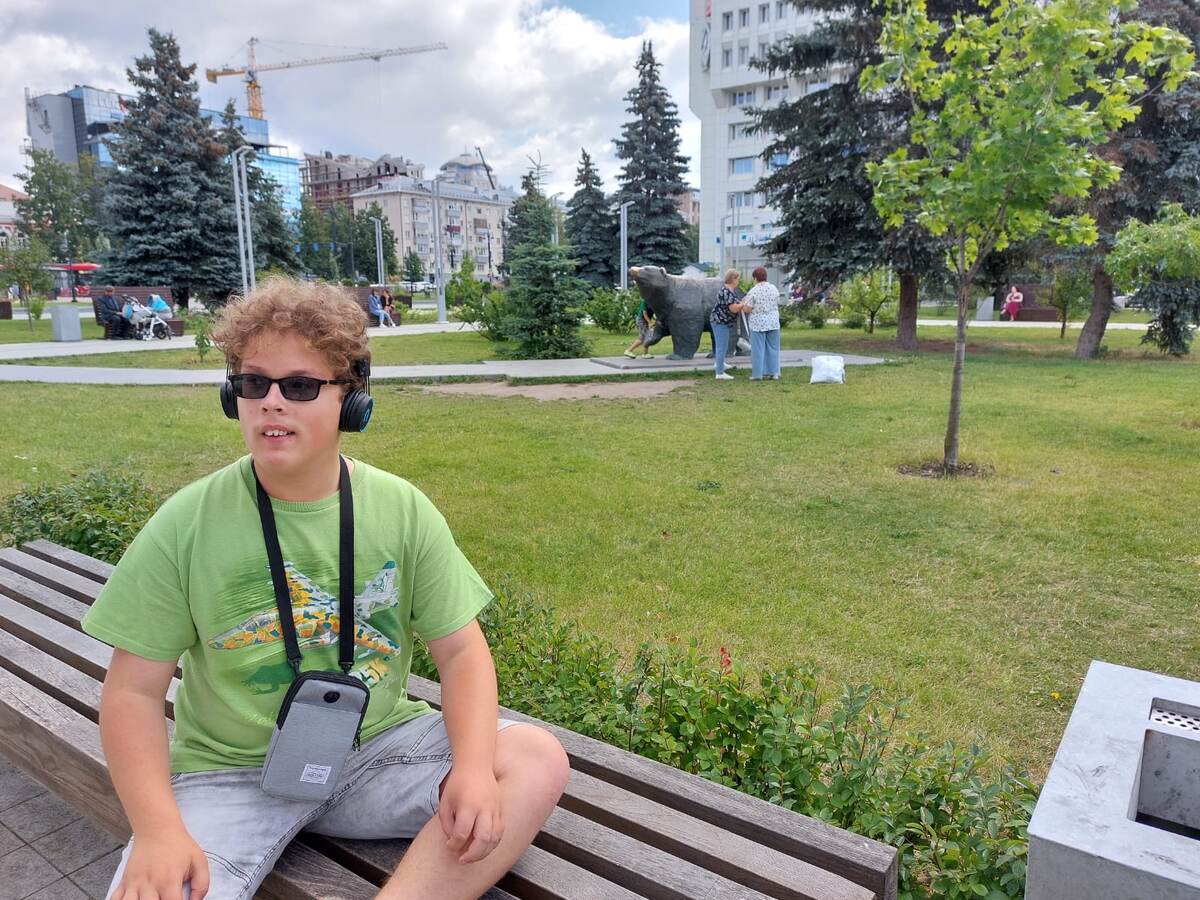 Миша в Перми. Кстати, на футболке у него Су-25