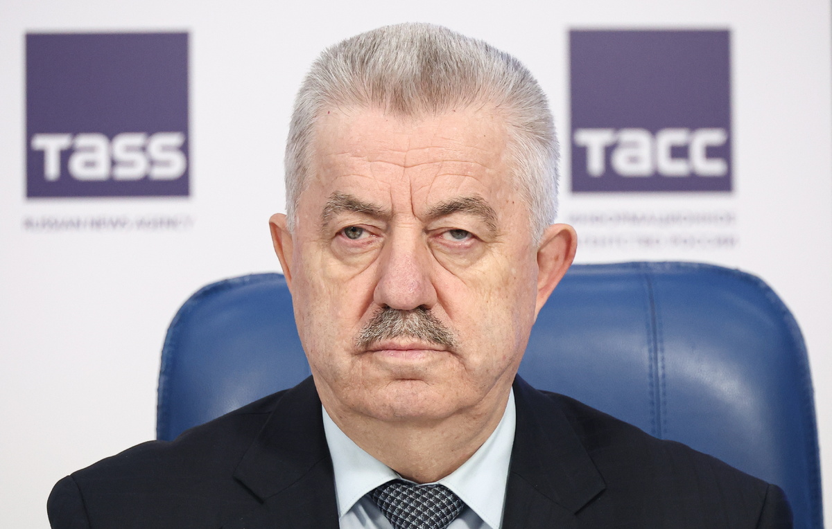    Первый заместитель председателя комитета Госдумы по делам СНГ, евразийской интеграции и связям с соотечественниками Виктор Водолацкий  Валерий Шарифулин/ТАСС