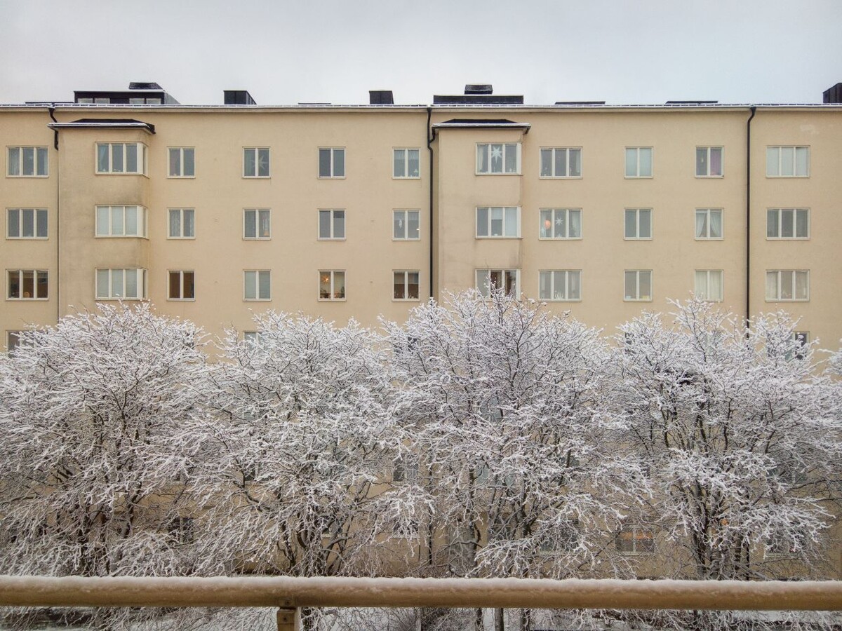 Фото многоквартирного дома. Источник:https://clck.ru/3NRUp5