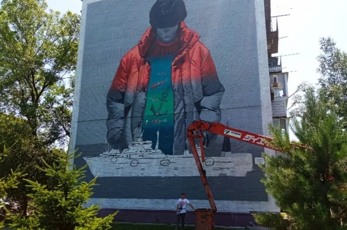    В чём тайна мурала в Хабаровске?