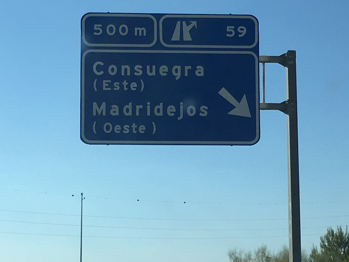 "Consuegra" означает "сватья"