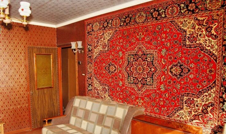 Ковер на стене