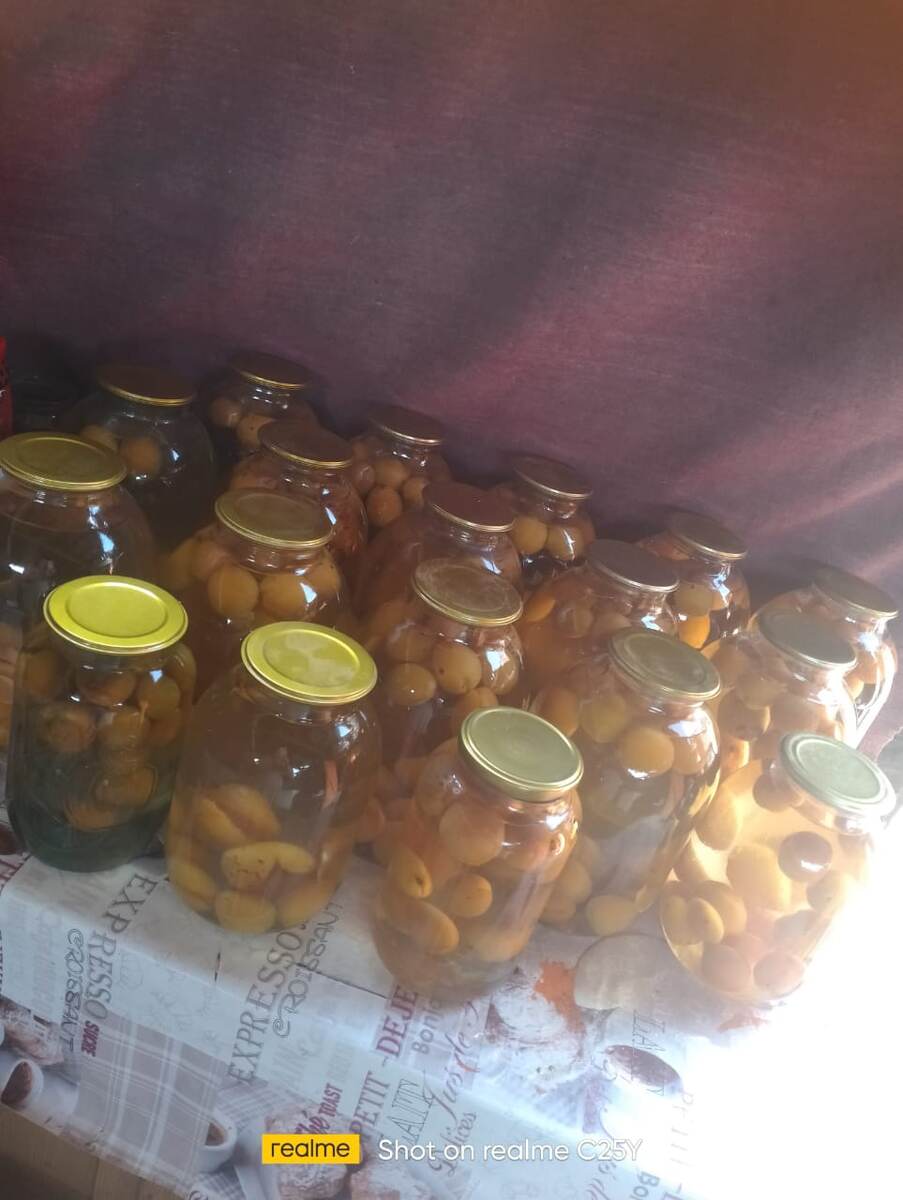 Банки подруги с крышками с резинками