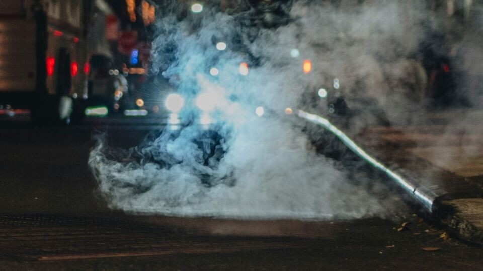    Пар над дорогой. Источник: unsplash.com