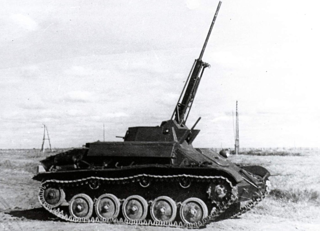 Опытная зенитная самоходная установка ЗУТ-37 собственной персоной. Фотография в свободном доступе.