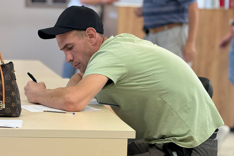    «Хочу, чтобы везде был мир. Мне никакие награды не нужны, живым бы вернуться — вот настоящая награда»