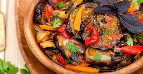 Аджапсандал-кавказское блюдо.