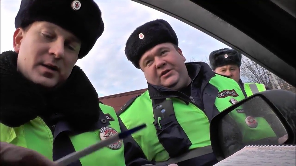 Стоит инспектору ляпнуть лишнего — и здравствуй, интернет, здравствуй, прокуратура