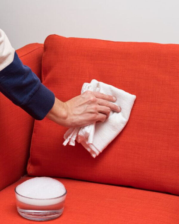     Чистка обивки мягкой мебели