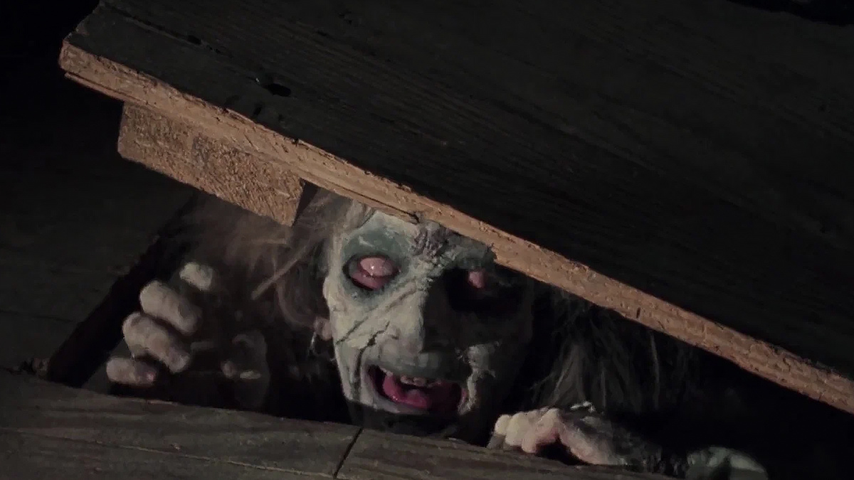 Кадр из фильма "Зловещие мертвецы"