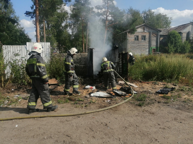    Мусорный контейнер полыхал в ПудожеГоскомитет Карелии по безопасности