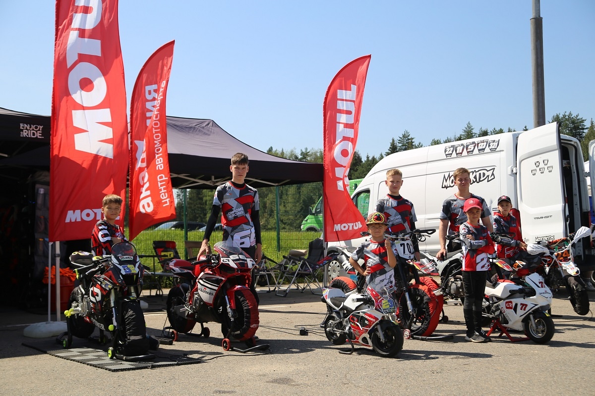    Нижегородцы выступали в 5 соревновательных классах