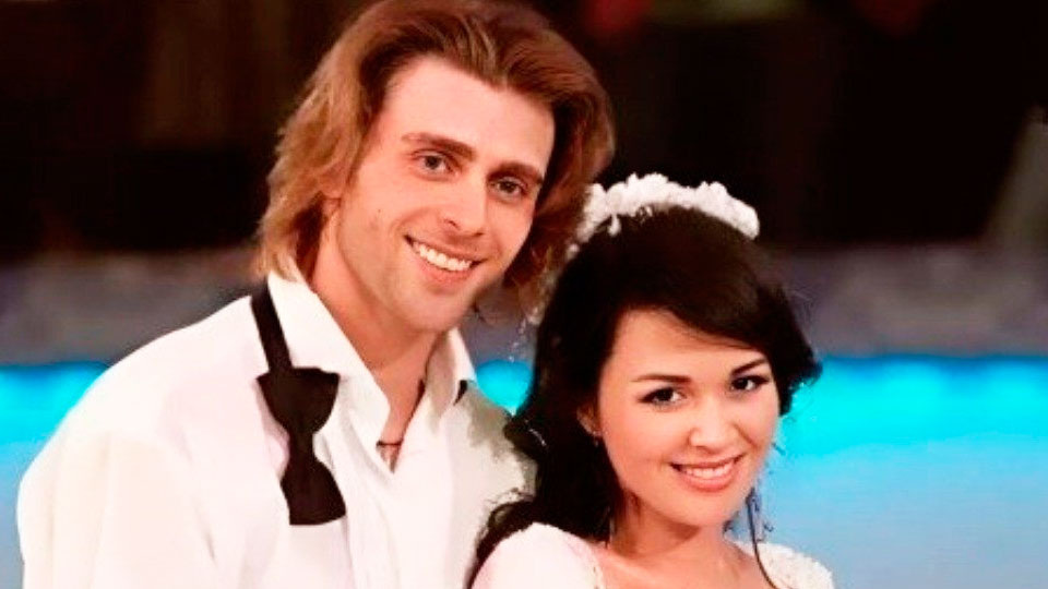 Петр Чернышев и Анастасия Заворотнюк в шоу "Ледниковый период"