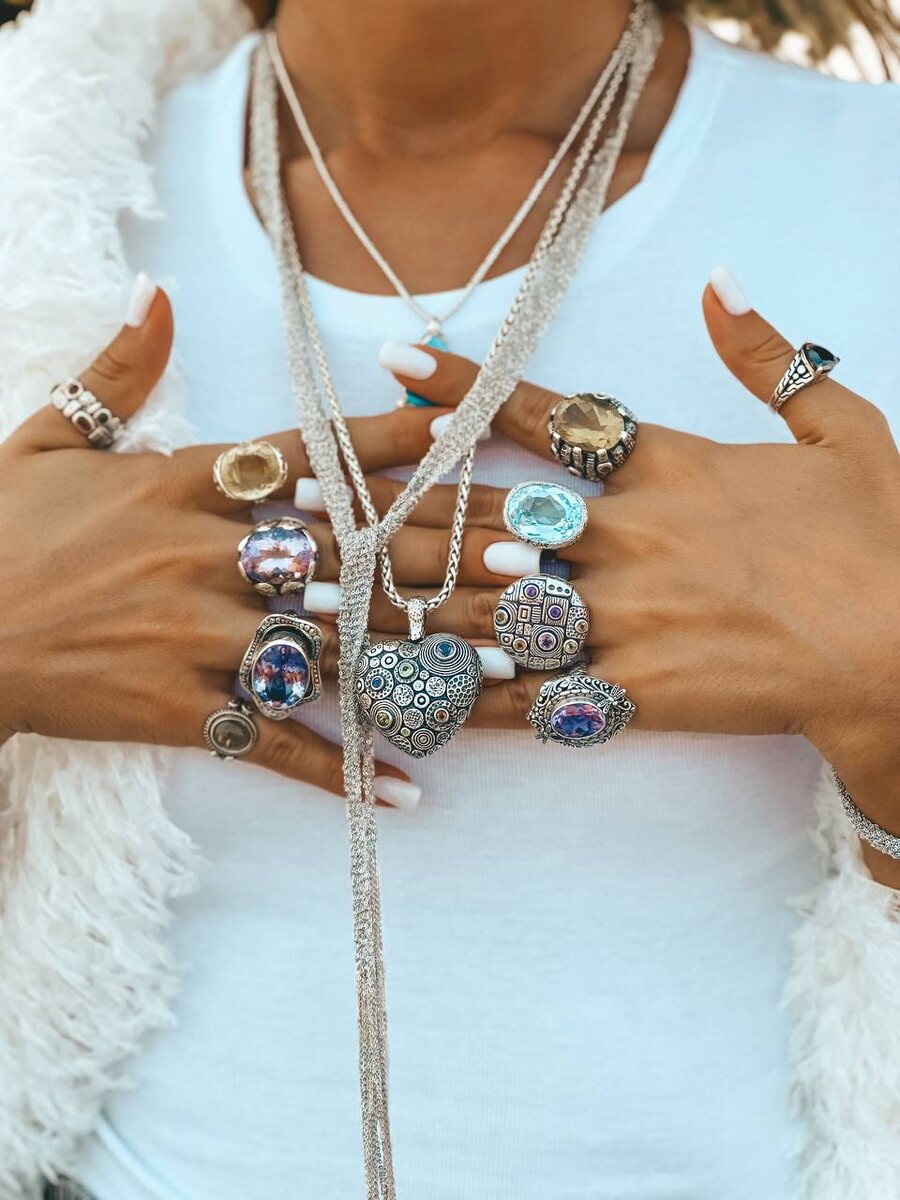 Подвеска Cora и колье Breeze