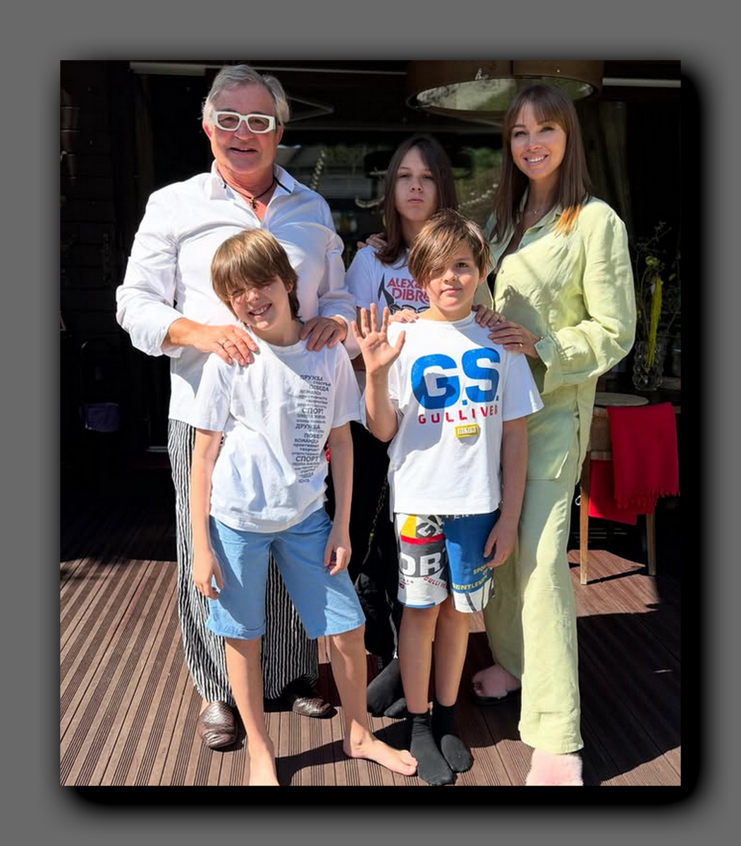 Дибровы @PolinaDibrova