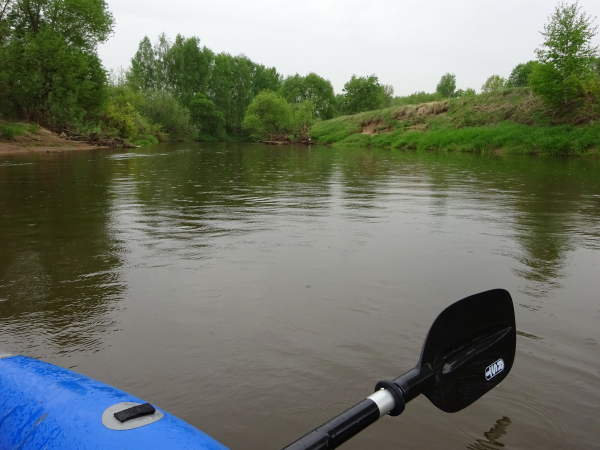 "Кажется, дождь начинается..." Центральная Россия, река Воря.