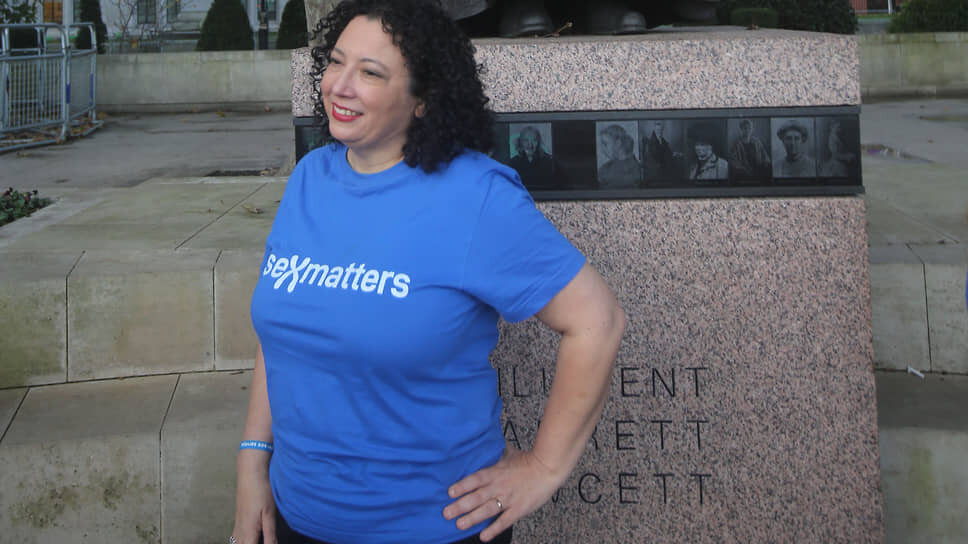 Майя Форстейтер назвала Джоан Роулинг «источником силы для меня и для многих женщин, которые отстаивают права женщин».📷Фото: Martin Pope / Getty Images