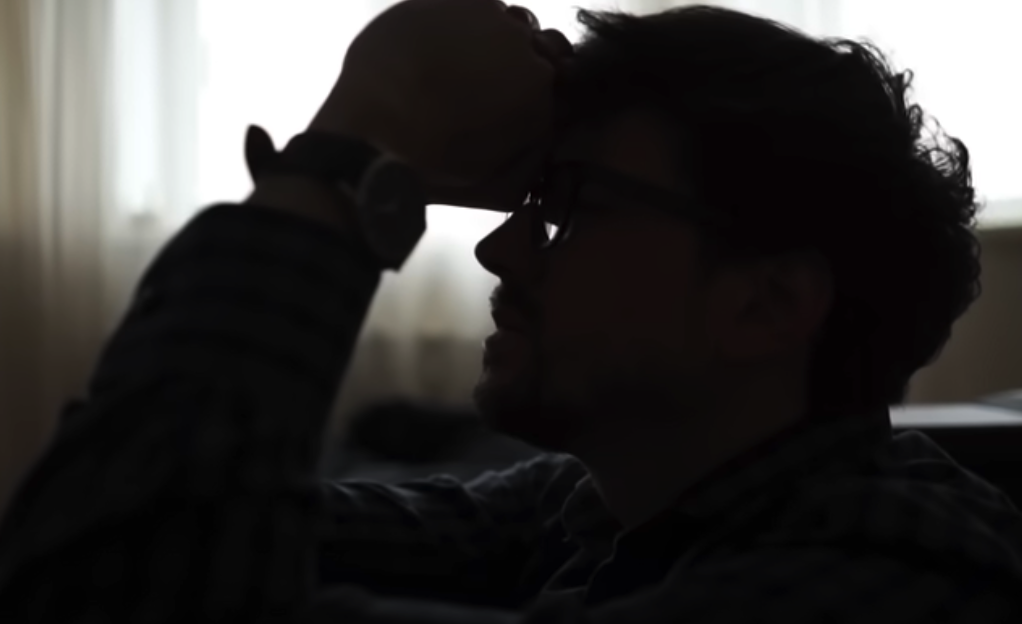 Как слова управляют нашими мыслями: полное руководство по эффекту фрейминга