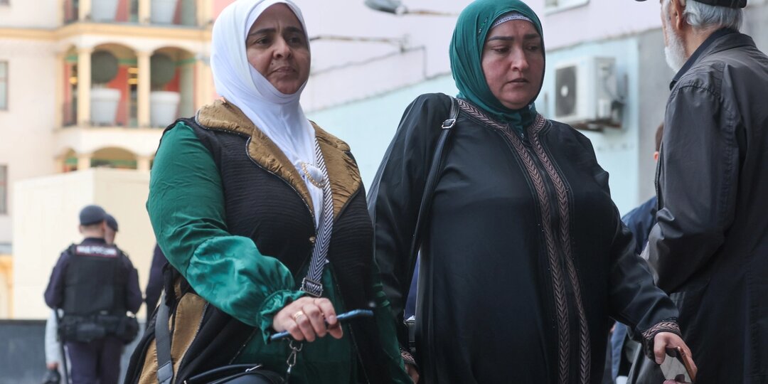 В Петербурге няня из Узбекистана убила малыша. Родители "простили" мигрантку - и её освободили в зале суда