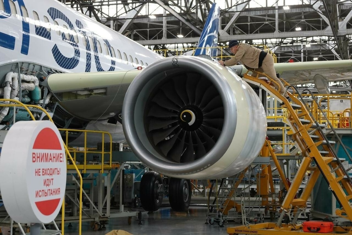 Двигатель ПД-14 на последнем прототипе лайнера МС-21. / Источник фото: Яндекс.Картинки
