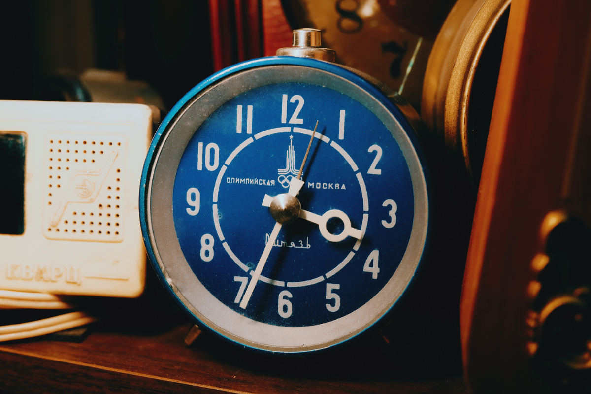 Советский будильник "Витязь", выпущенный к Олимпиаде 1980г