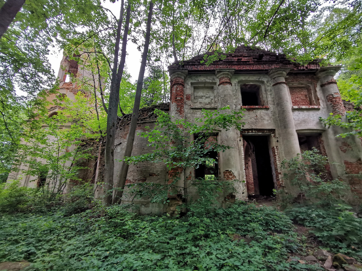 Почеп, Тихвинская церковь.