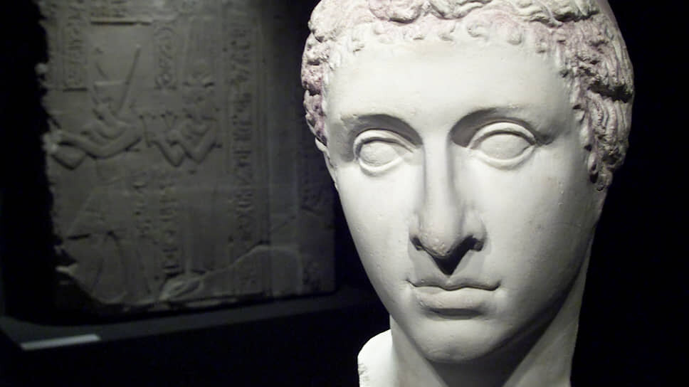 Несколько античных бюстов, возможно, представляют Клеопатру, в том числе этот, из собрания Египетского музея Берлина.📷Фото: Reuters
