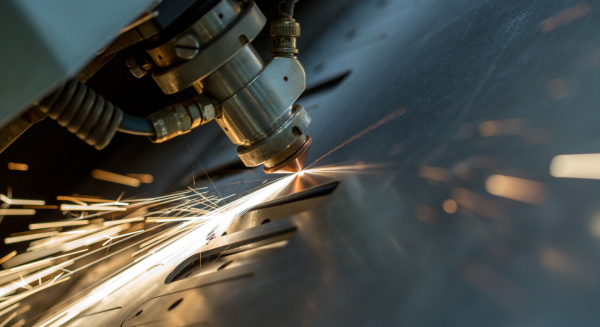 Процесс работы лазерного станка.