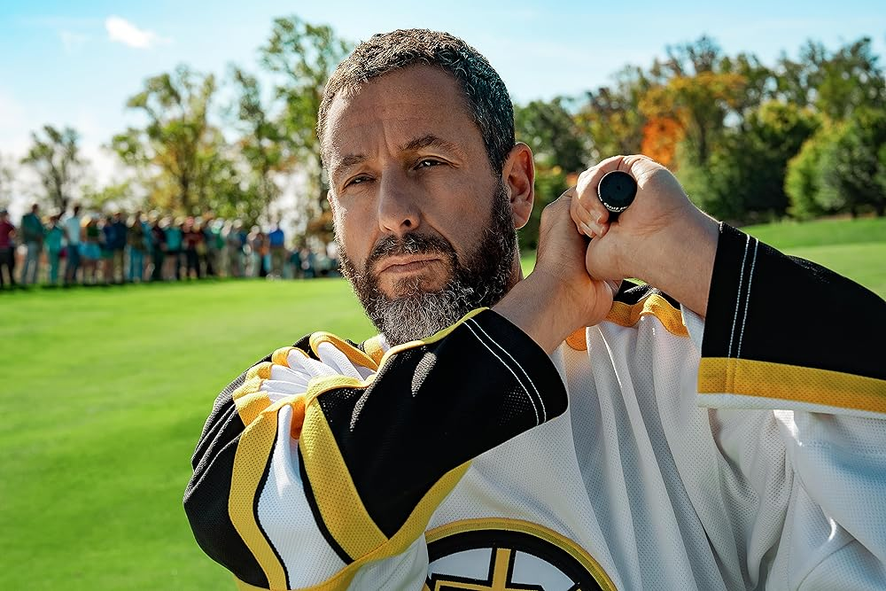 Кадр из фильма «Happy Gilmore 2». Режиссер: Кайл Ньюачек. Производство: Happy Madison Productions, Netflix, Pro Shop Studios, STX Films, Universal Pictures