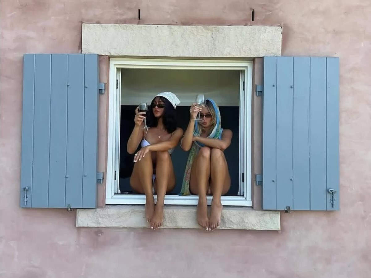 Целлюлит и растяжки — не косметический дефект, а часть естественных процессов в организме.