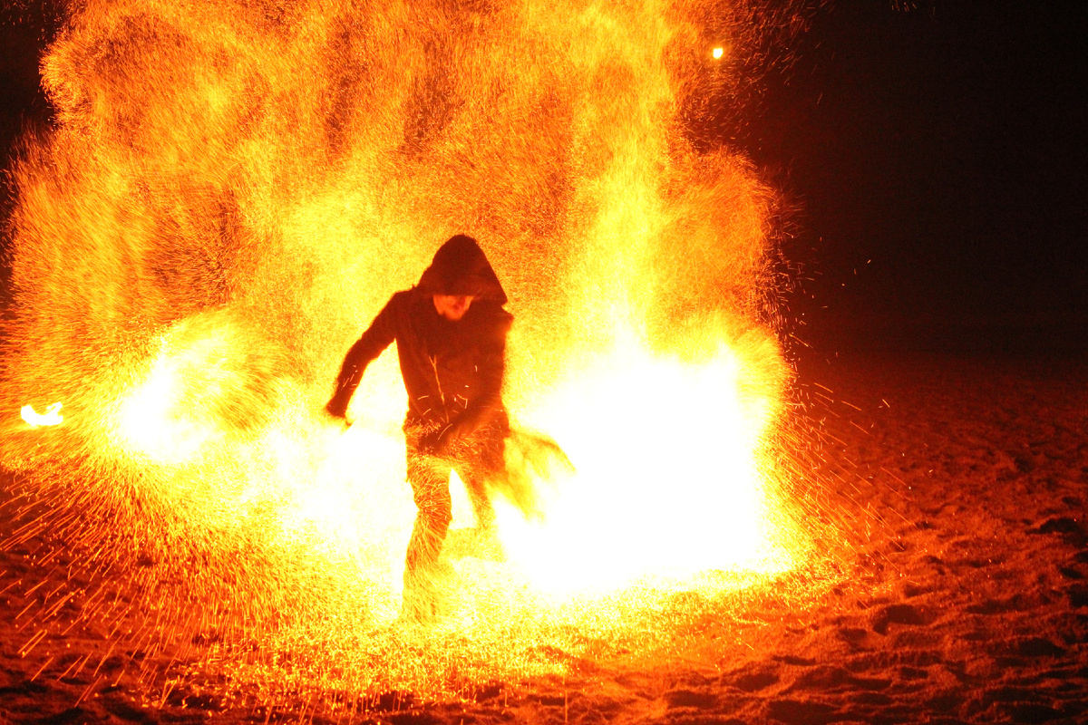 Адское файр-шоу