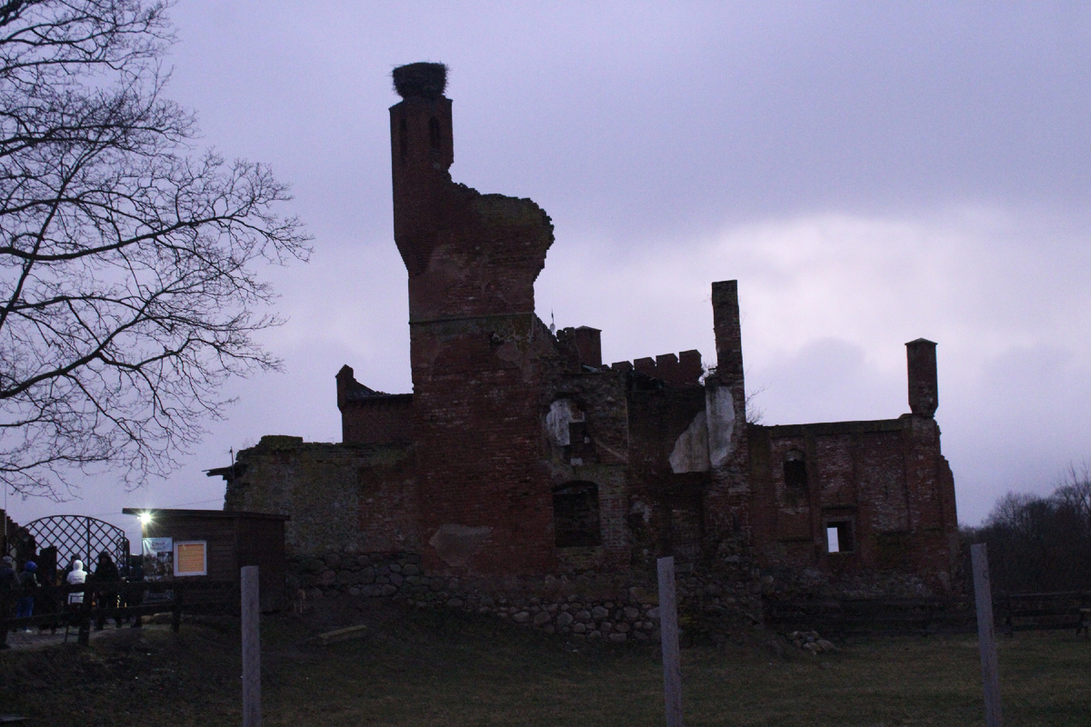 От замка осталось не густо