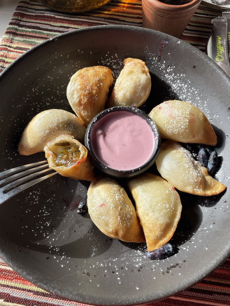 Вареники со сладкими огурцами 