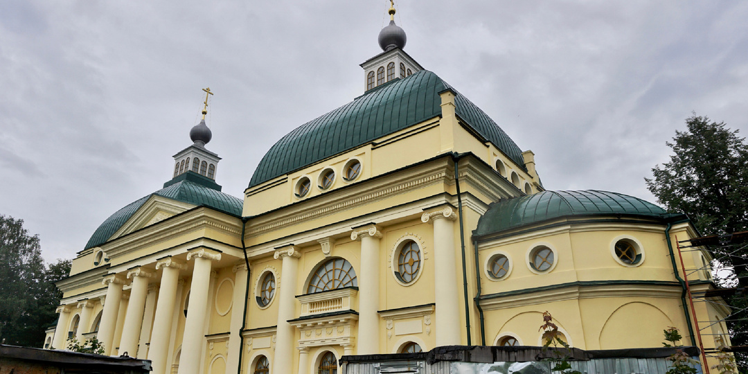 Посмотрел, как восстановили знаменитый Казанский храм в Яропольце