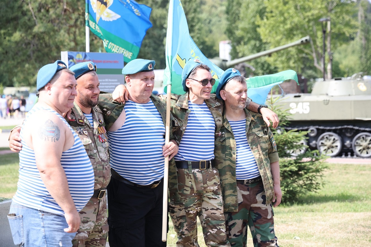    Праздник прошел в парке Победы