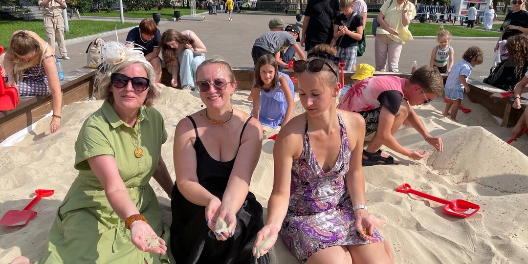 Песочница для взрослых, или Как мы играли на «Форуме янтаря»