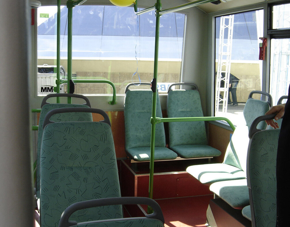 Салон ПАЗ-3010 "Сити". Фото с сайта fotobus.msk.ru под авторством Alex25