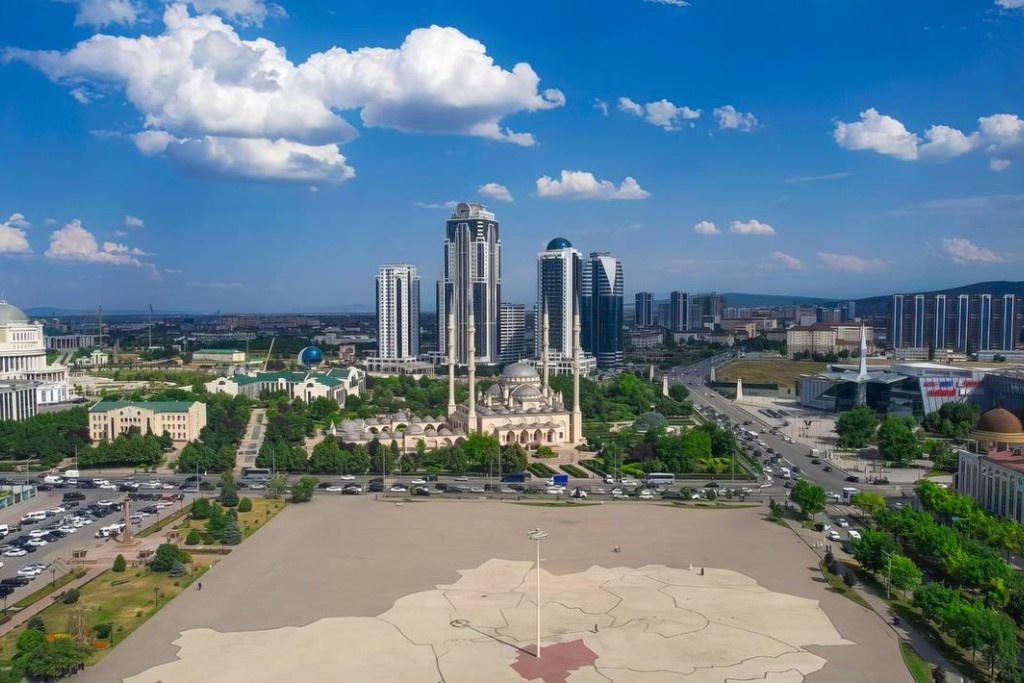    Фото © Telegram / Мэрия Грозного