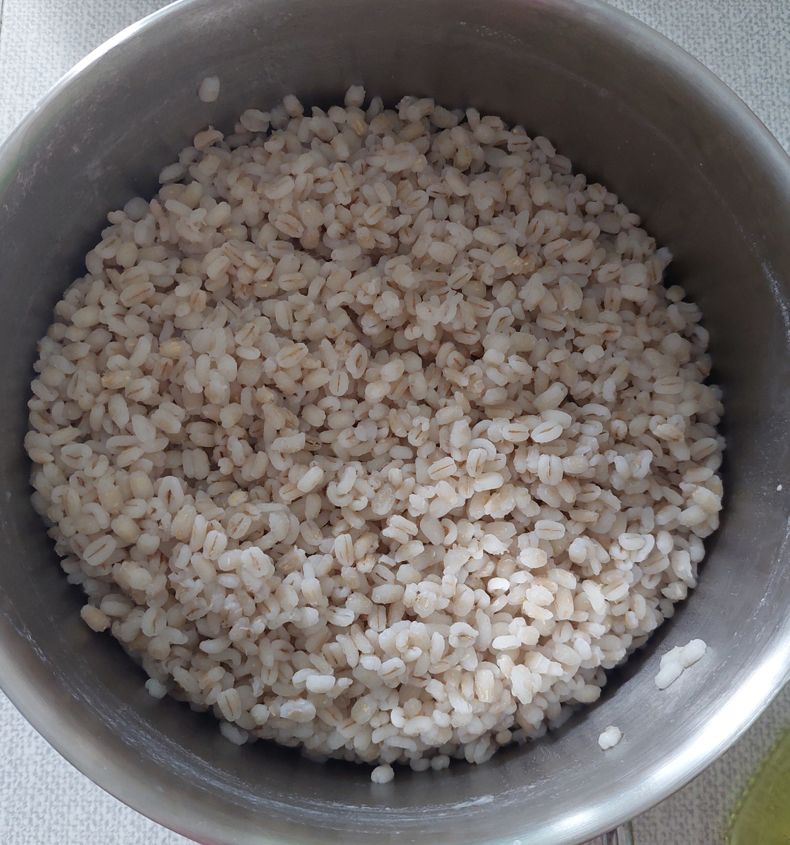 Отваренная перловка из целой пачки.