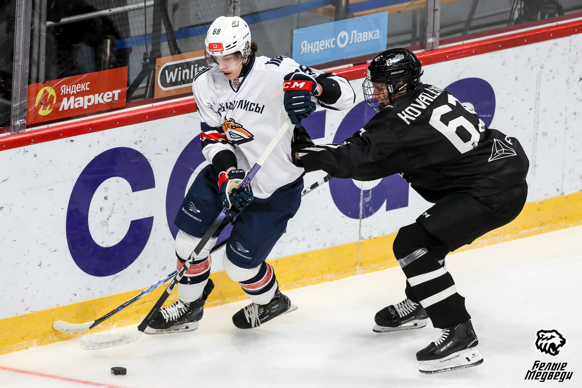 Александр Коваленко