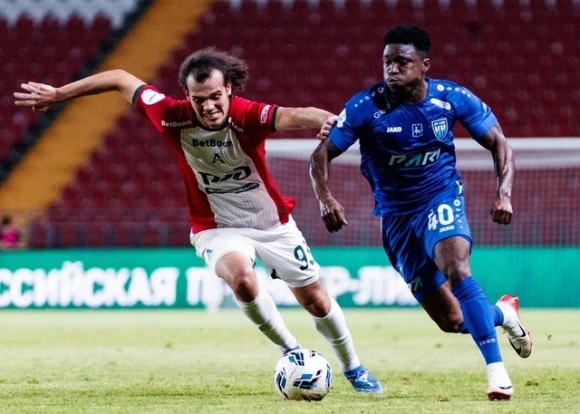    С лидером чемпионата нижегородцы сыграли достойно, но вновь остались без очков