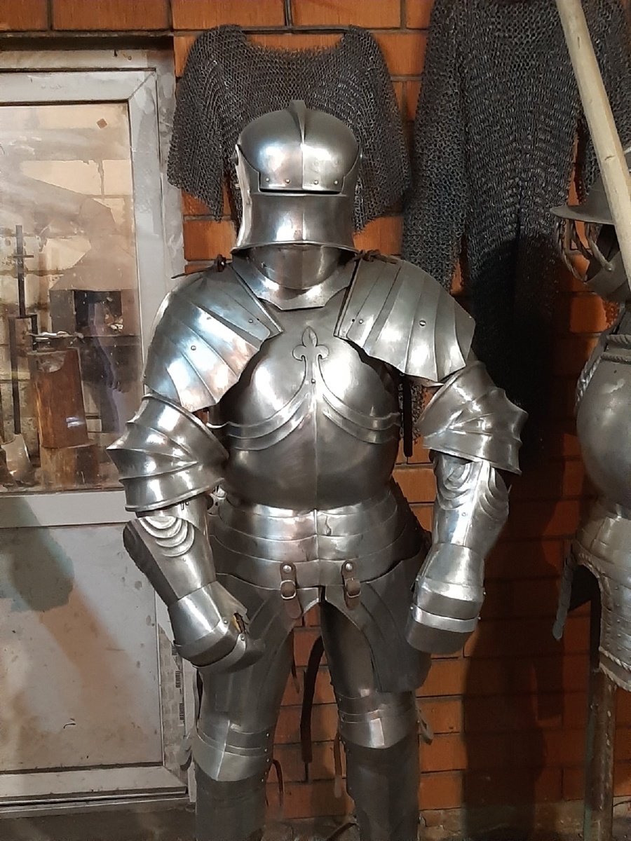 Доспех со свадьбы Адель