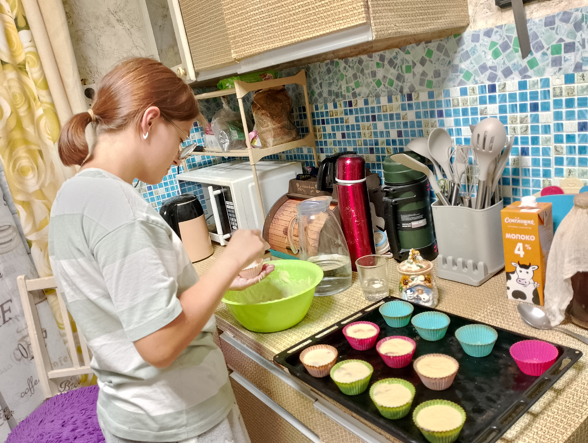 Полина ответственно подходит к делу🤗👩‍🍳