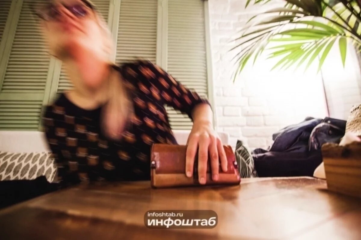    Астраханка лишилась золотого кольца в пункте выдачи маркетплейса