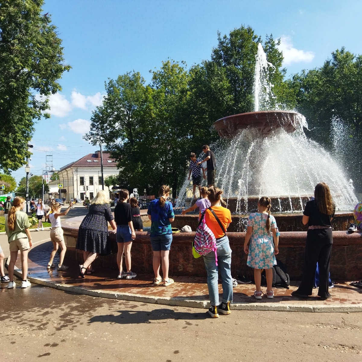    "Аномальное лето" - Роман Вильфанд ошарашил свежим прогнозом на август 2025 года