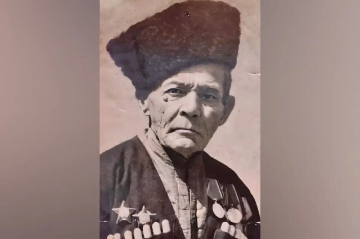    Первую награду Василий Шаров получил за бои под Кущевской.