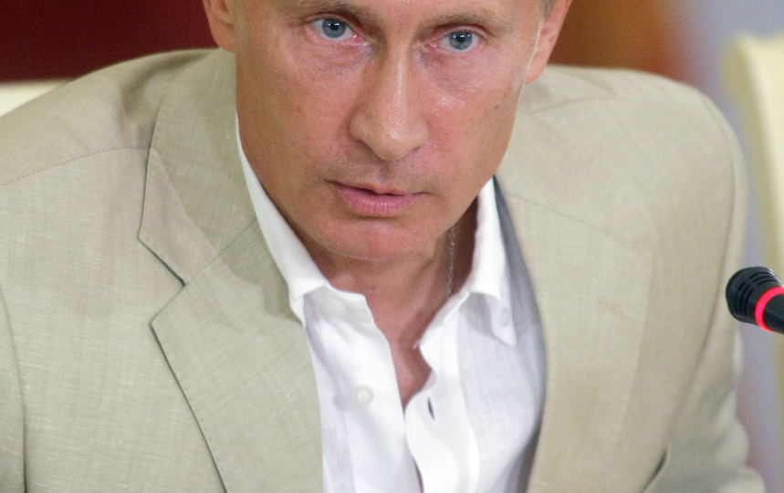 Считаю, что Путин не руководит политикой государства, не внешней, ни внутренней – В отставку этого недопрезидента